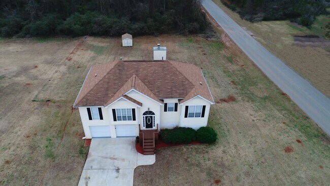 Building Photo - 132 Chariot Dr