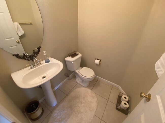 Building Photo - Great Home in Castle Rock