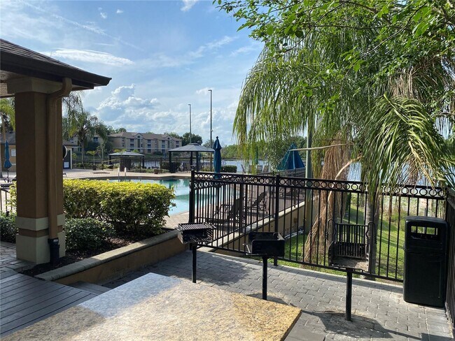 Building Photo - 7511 Seurat St