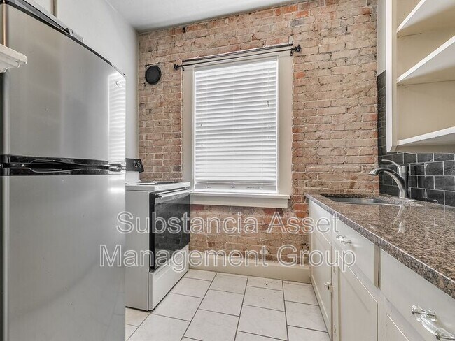 Building Photo - 429 NW 11th St