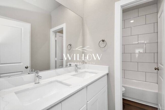 Building Photo - Spacious 4-Bedroom Home in a GREAT Community!