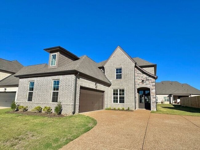 Primary Photo - Unique 7 Modern Brand New 5BR home in Ston...