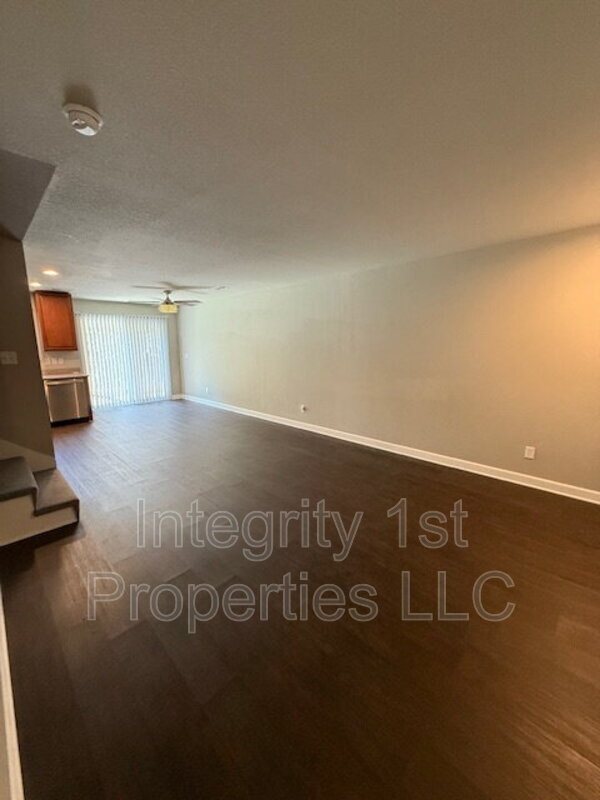 Building Photo - 6294 NE 44th St