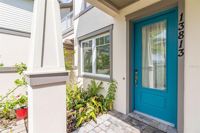 Building Photo - 13813 Benavente Ave