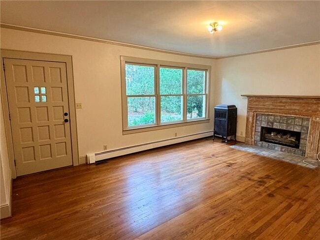 Building Photo - 107 Stardust Ln