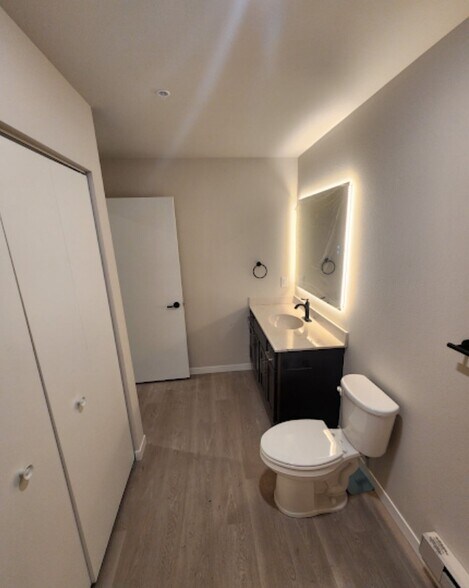 Building Photo - The Arnie Apartments