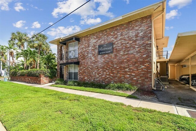 Building Photo - 208 Danube Ave