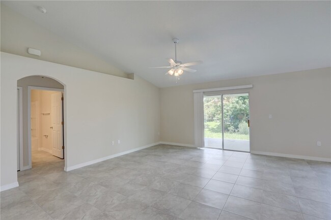 Building Photo - 8336 99th Ct