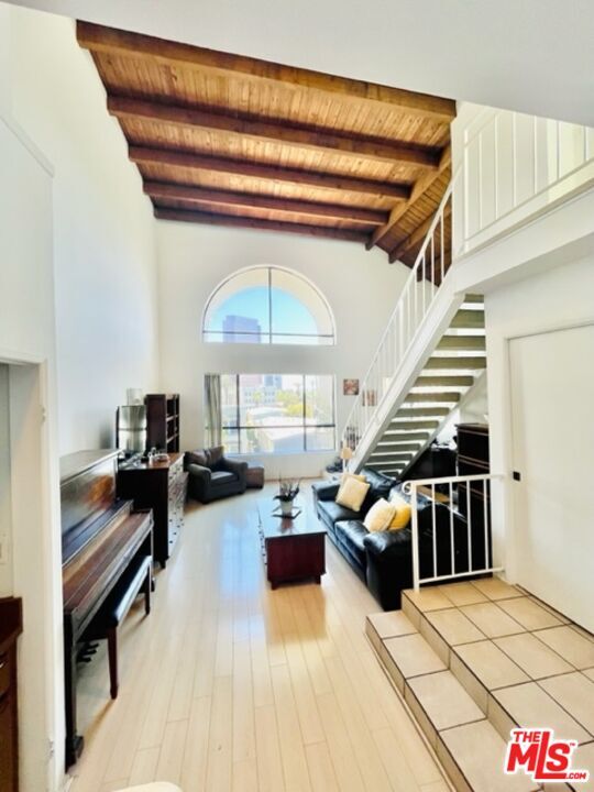 Primary Photo - 221 S Gale Dr