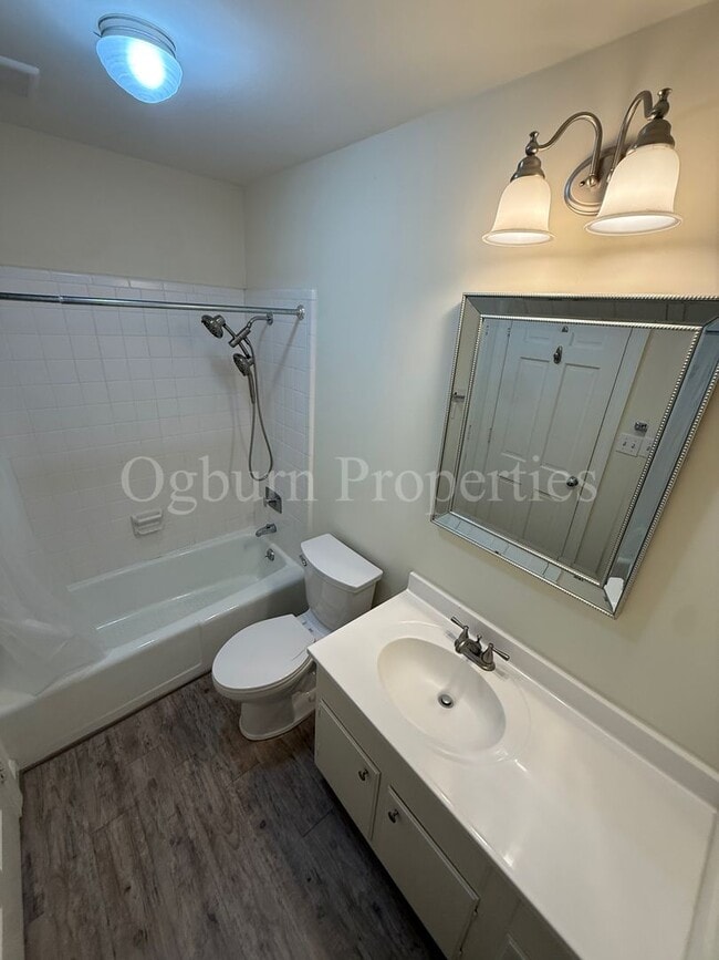 Building Photo - 321 Hanover Arms Ct