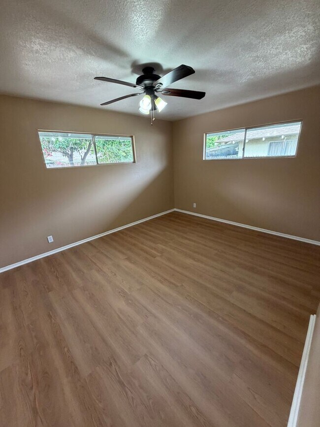 Building Photo - 3-Bedroom, 2-Bathroom Home for Rent – Move-In Ready!