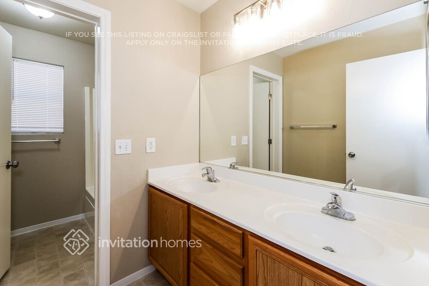 Building Photo - 1206 Cypress Falls Ct