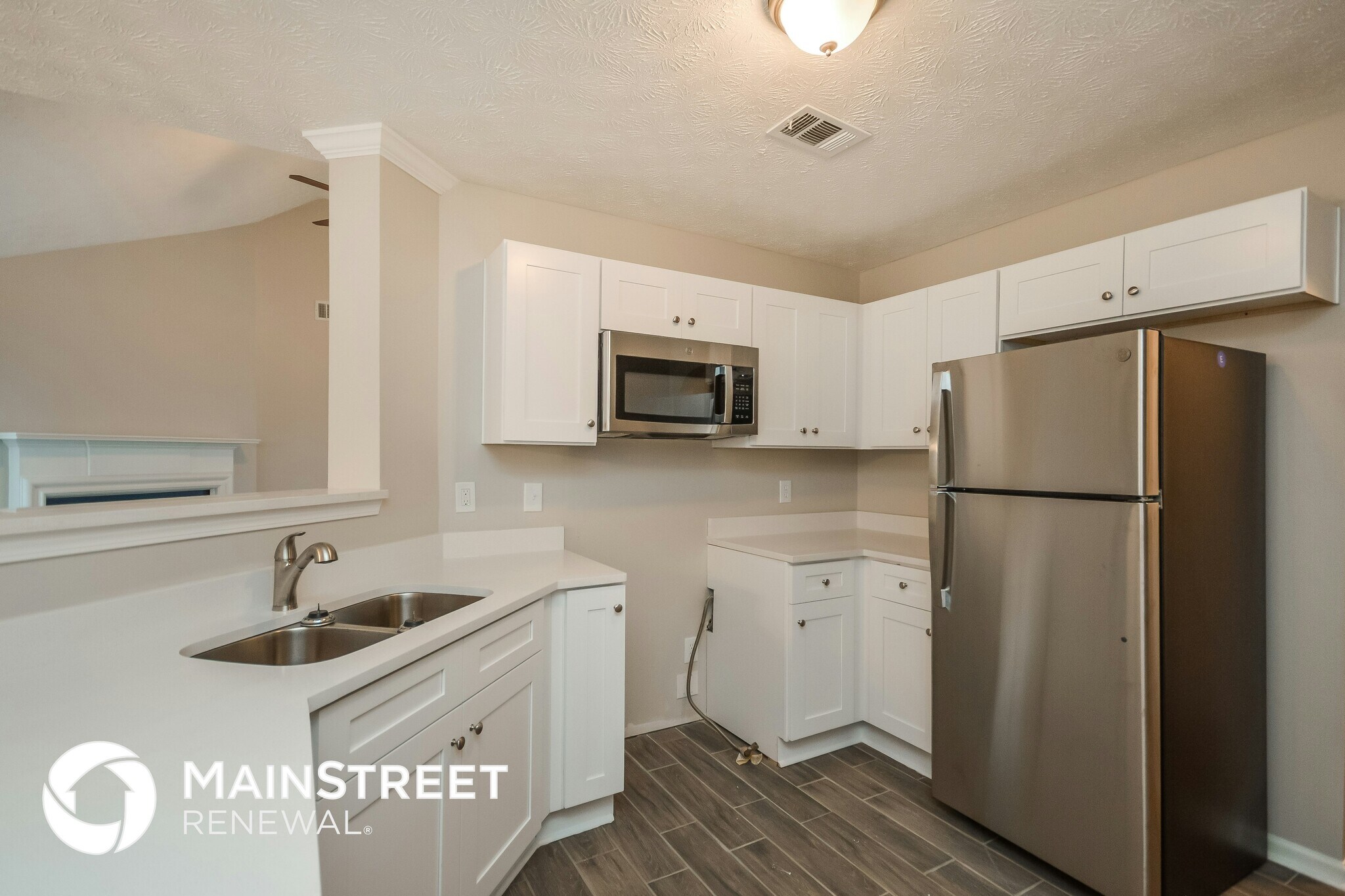 Building Photo - 5080 Towne Park Dr