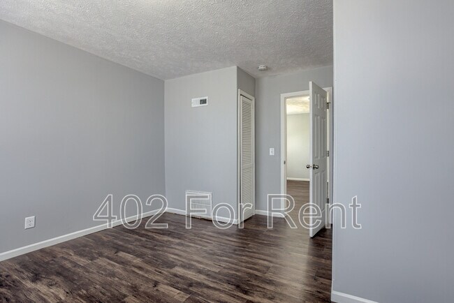 Building Photo - 2233 S 20th St