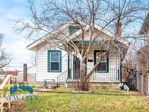 Building Photo - Newly Remodeled Three Bedroom House in Mil...