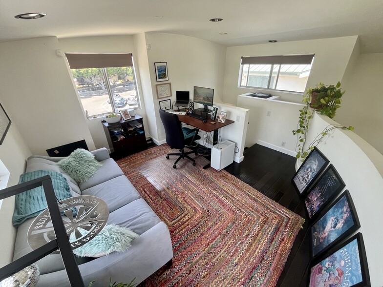 Loft - 1240 25th St