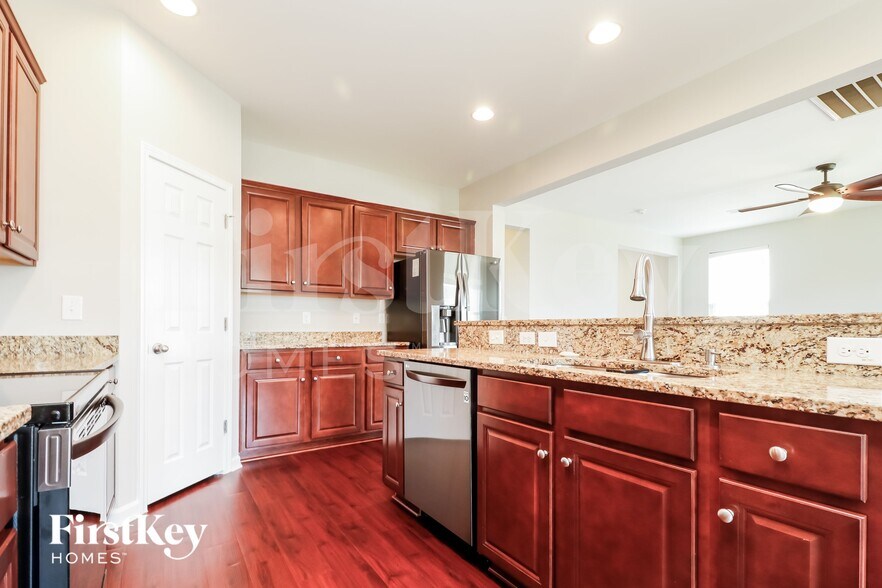 Building Photo - 1655 Eider Down Dr