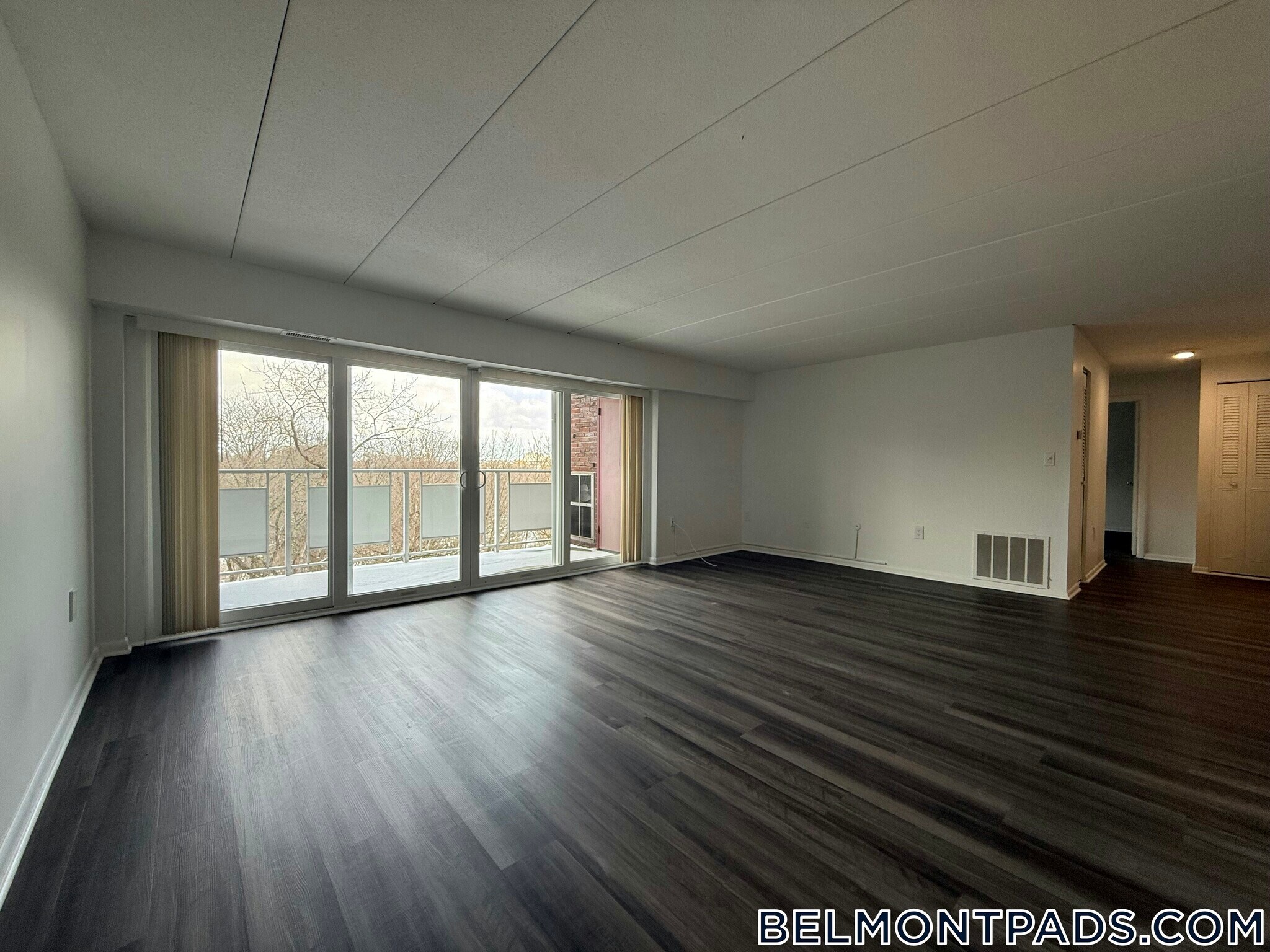 Building Photo - 55 Hill Rd