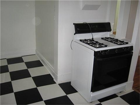 Building Photo - 2520 Hopkins St