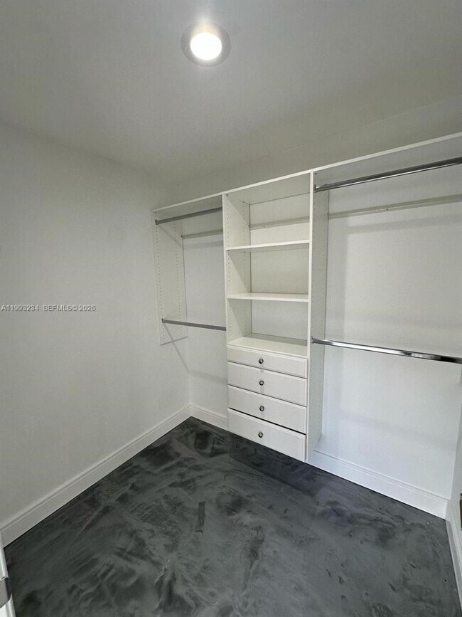 Building Photo - 2110 NW 91st Terrace