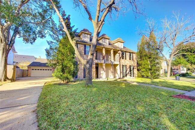 Primary Photo - 1030 Crossroads Dr