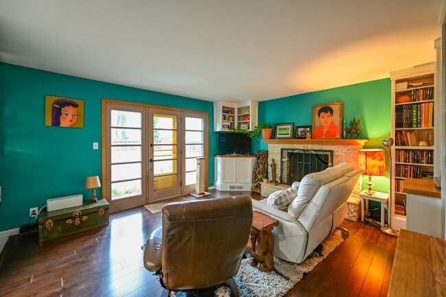 Building Photo - 50 Eden Pl