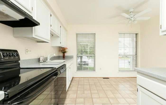Building Photo - 48 Lambeth Bridge Ct