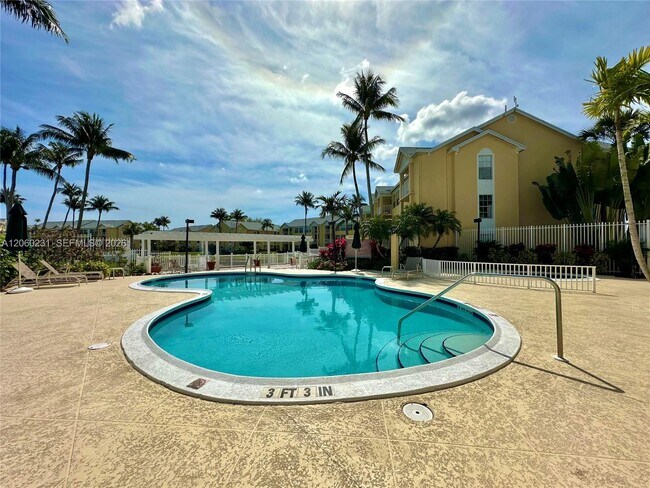 Building Photo - 6292 La Costa Dr