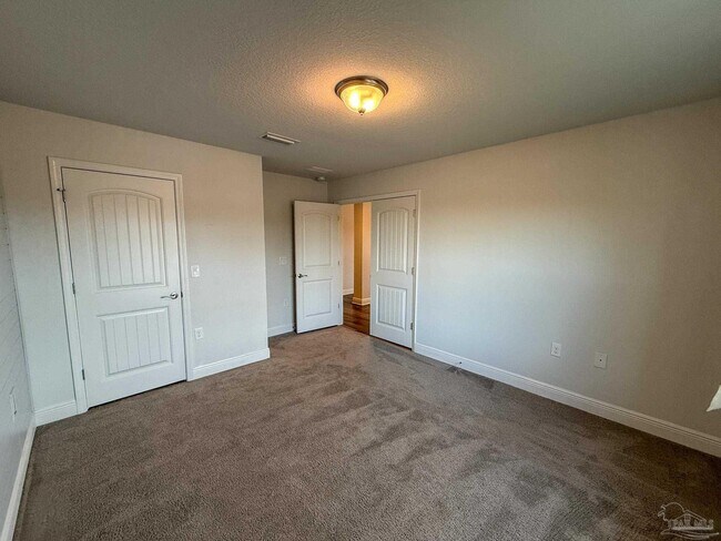 Building Photo - 4407 Wilmington Way