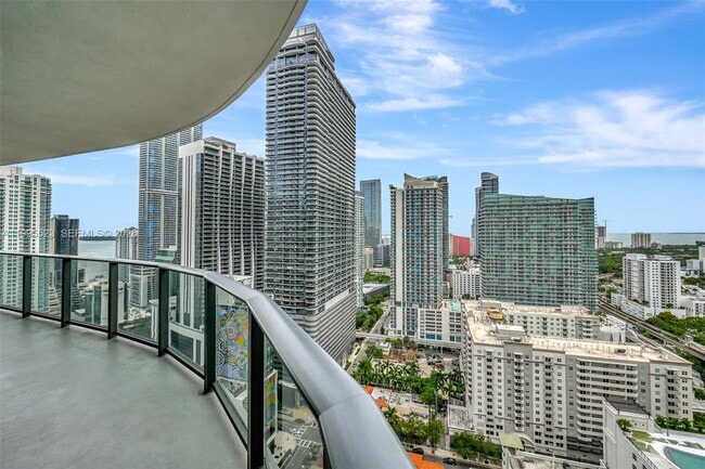 Building Photo - 45 SW 9th St