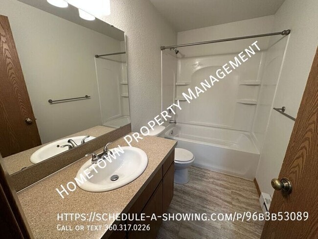 Building Photo - 1606 Sulky Dr SE