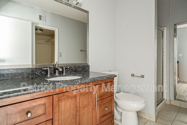 Building Photo - 8331 E Thomas Rd