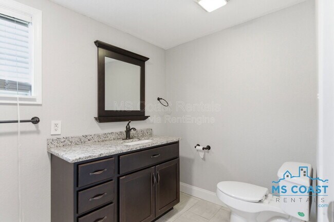 Building Photo - 4319 Lewis St