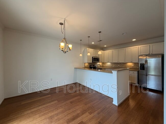 Building Photo - 1517 Rollesby Way