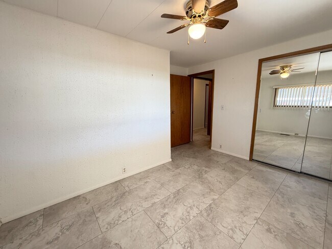 Building Photo - 10675 N Kilimanjaro Ave