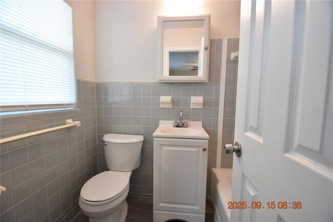 Building Photo - 302 Danube Ave
