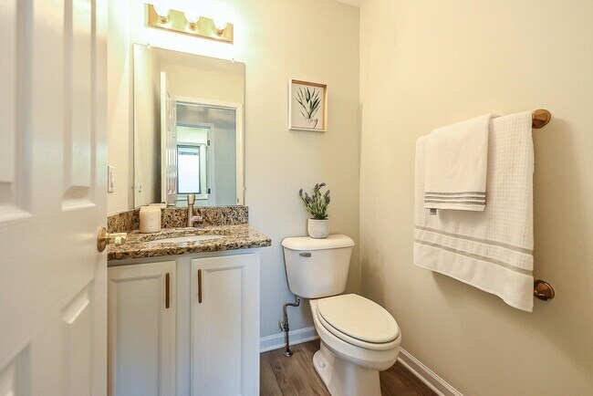 Building Photo - 2400 Rockport Ct