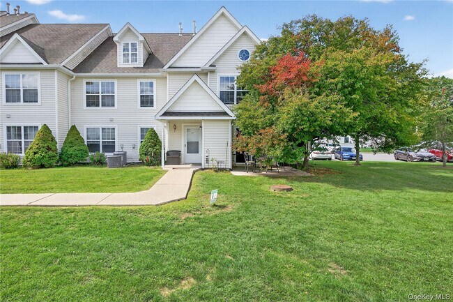 Primary Photo - 215 Ruth Ct