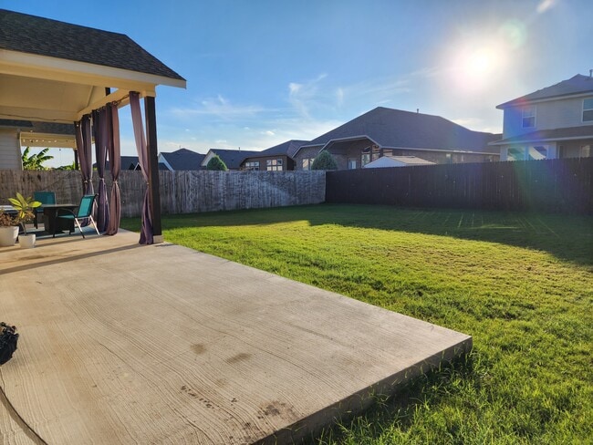 Building Photo - 8014 Arezzo Dr