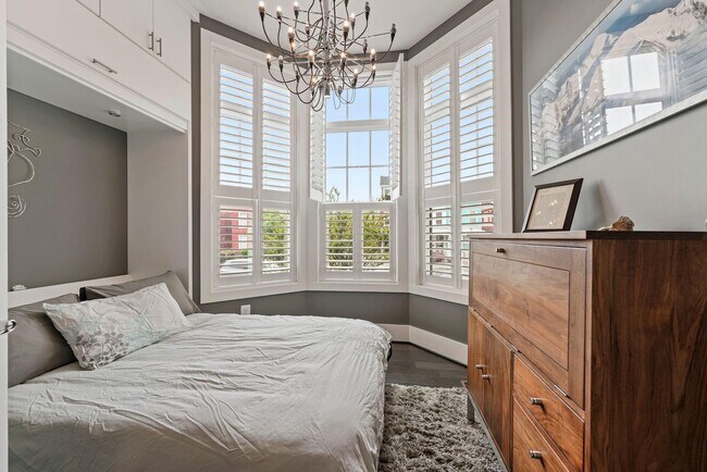 Building Photo - 783 Morton St NW