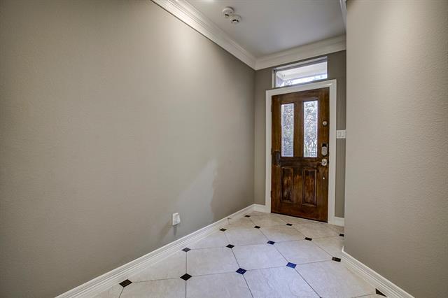 Building Photo - 3435 Howell St