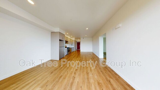 Building Photo - 532 Union St