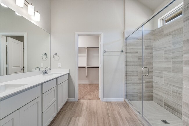 Building Photo - 1312 Silver Grass Mdw