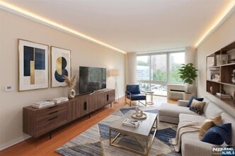 Building Photo - 1111 Hudson Park