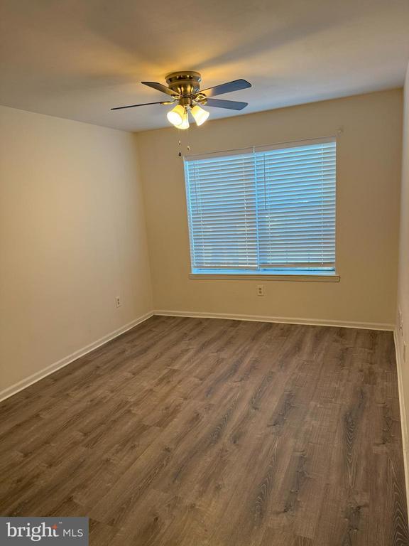Building Photo - 1505 Waters Edge Dr