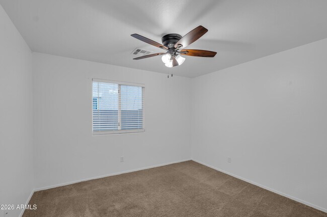 Building Photo - 1383 E Mayfield Dr