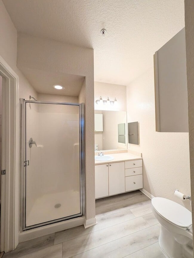 Building Photo - Peaceful, quiet & comfortable! New Vinyl Plank flooring & Appliances