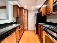 Building Photo - 4 Bishop St