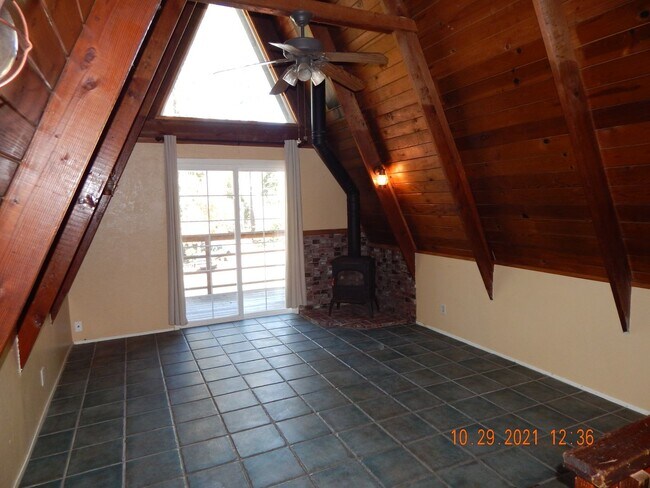 Building Photo - 20150 Manzanita St