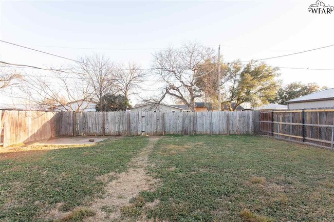 Building Photo - 2939 Moffett Ave